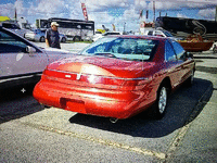 Image 3 of 9 of a 1996 LINCOLN MARK VIII