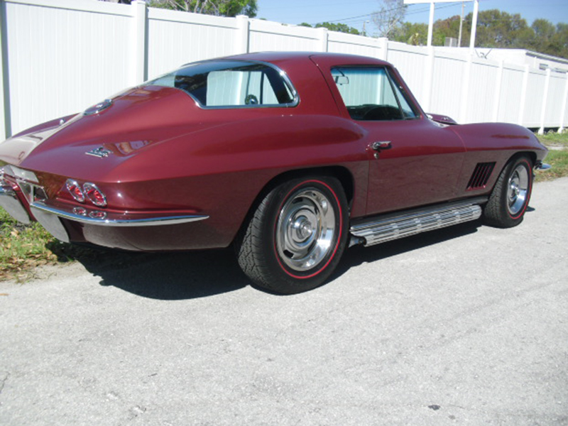 2nd Image of a 1967 CHEVROLET CORVETTE