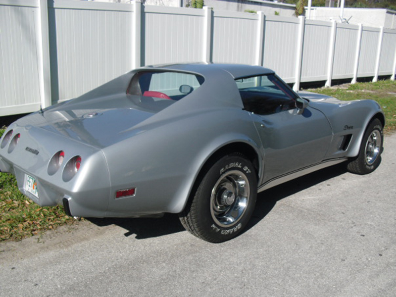 2nd Image of a 1976 CHEVROLET CORVETTE