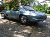 Image 4 of 12 of a 1967 CHEVROLET CORVETTE