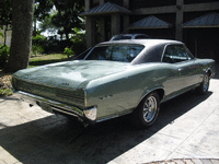 Image 4 of 8 of a 1966 PONTIAC GTO