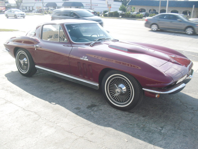 1st Image of a 1966 CHEVROLET CORVETTE