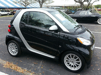 Image 2 of 3 of a 2008 SMART FORTWO