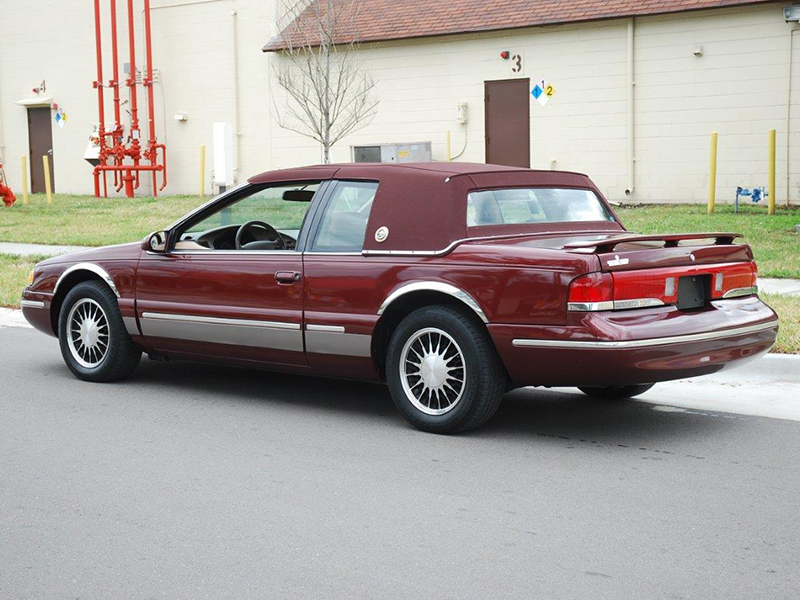 3rd Image of a 1997 MERCURY COUGAR