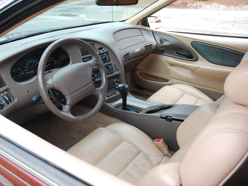 4th Image of a 1997 MERCURY COUGAR