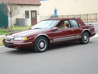 Image 3 of 11 of a 1997 MERCURY COUGAR