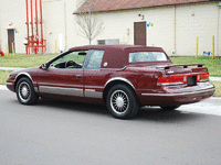 Image 4 of 11 of a 1997 MERCURY COUGAR