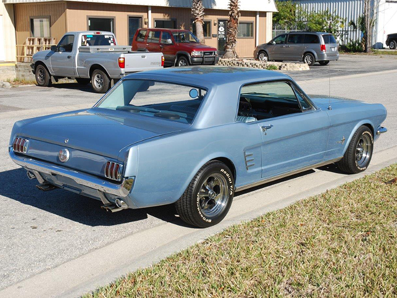 3rd Image of a 1966 FORD MUSTANG