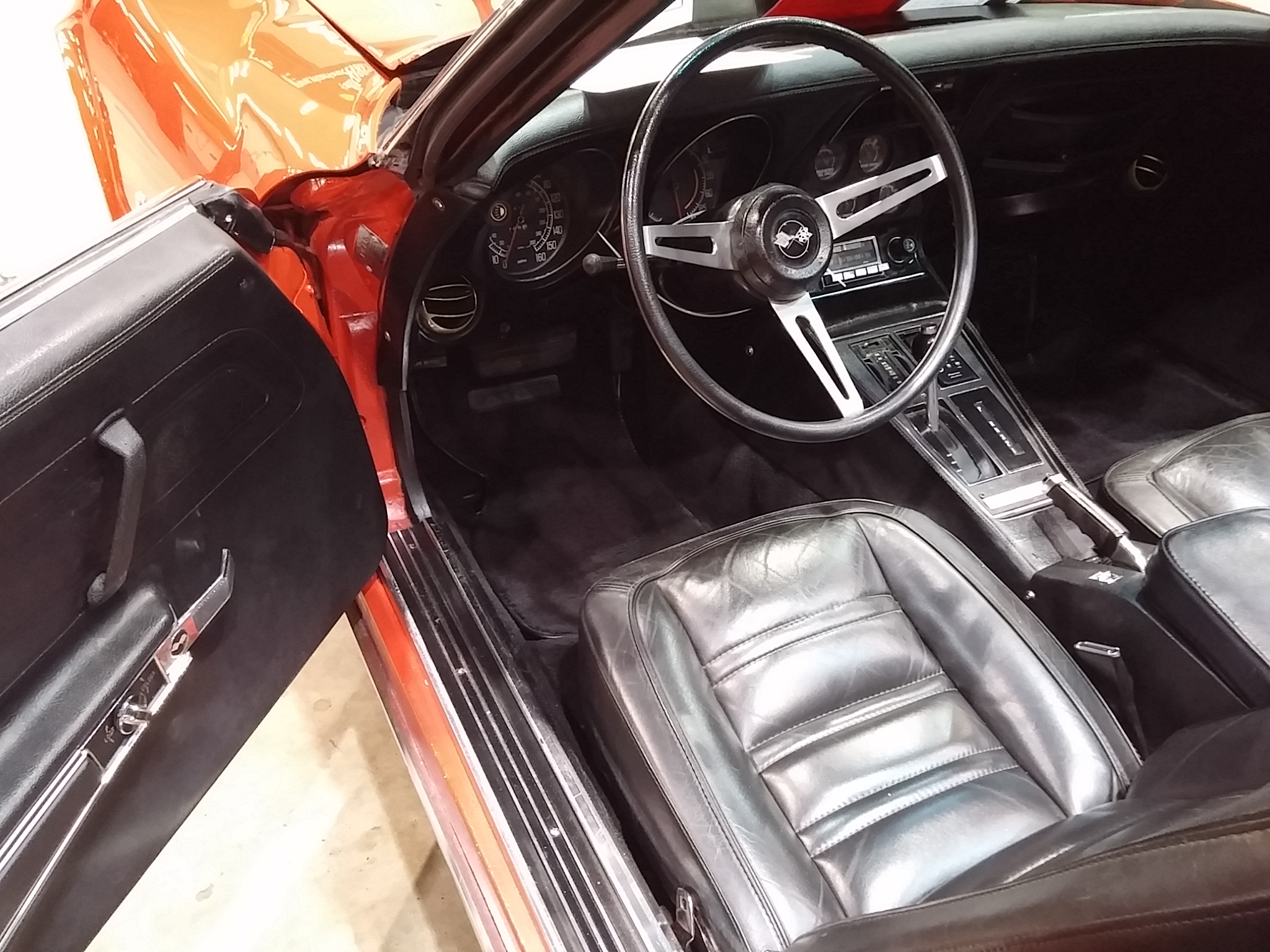 2nd Image of a 1975 CHEVROLET CORVETTE
