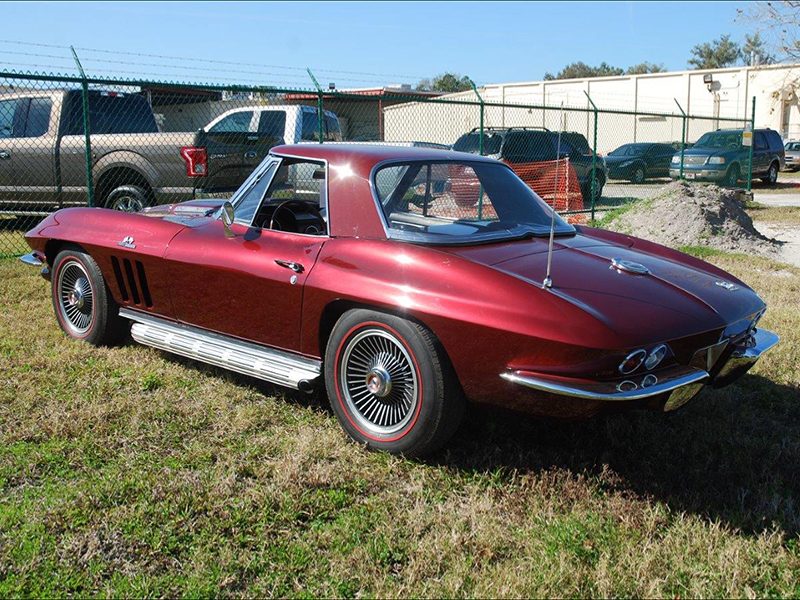 3rd Image of a 1966 CHEVROLET CORVETTE