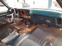 Image 6 of 8 of a 1970 PONTIAC GTO