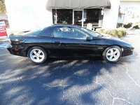 Image 3 of 17 of a 1995 CHEVROLET CAMARO Z28