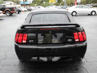 Image 7 of 15 of a 2000 FORD MUSTANG GT