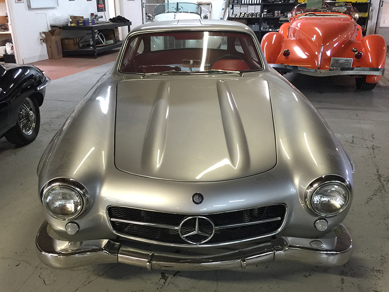 2nd Image of a 2015 MERCEDES GULLWING