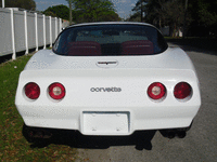 Image 5 of 9 of a 1981 CHEVROLET CORVETTE