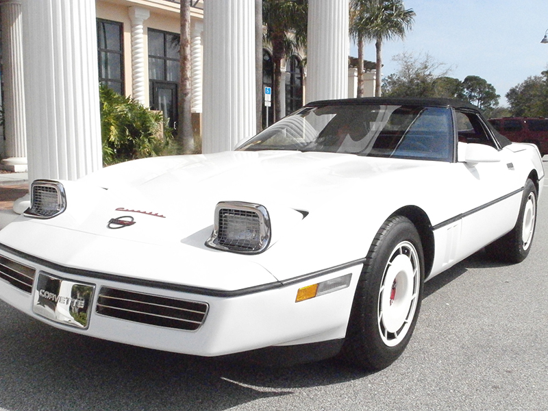 2nd Image of a 1987 CHEVROLET C4-1 CORVETTE