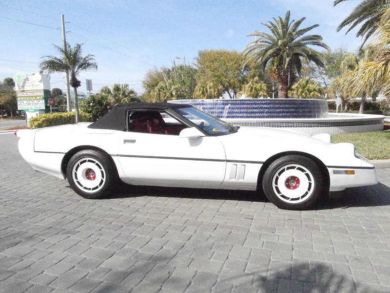 4th Image of a 1987 CHEVROLET C4-1 CORVETTE