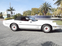 Image 5 of 17 of a 1987 CHEVROLET C4-1 CORVETTE