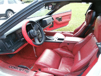 Image 10 of 17 of a 1987 CHEVROLET C4-1 CORVETTE