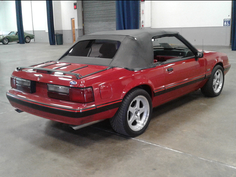 2nd Image of a 1989 FORD MUSTANG LX