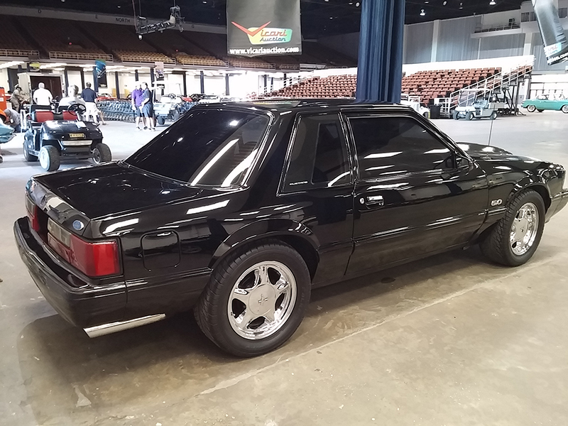 1st Image of a 1988 FORD MUSTANG LX