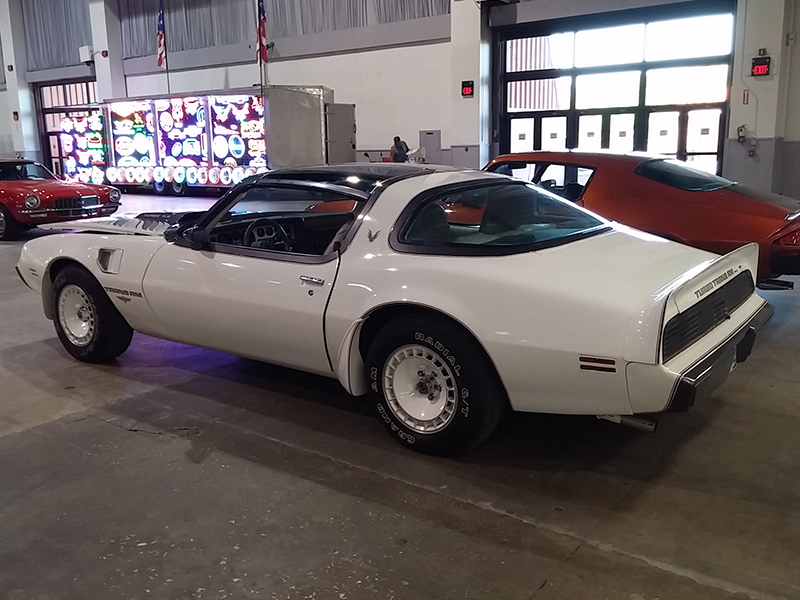 1st Image of a 1980 PONTIAC FIREBIRD