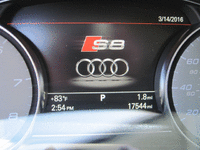Image 16 of 21 of a 2014 AUDI S8 4.0T