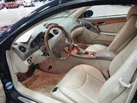 Image 4 of 9 of a 2003 MERCEDES-BENZ SL-CLASS SL500