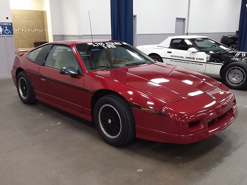 0th Image of a 1988 PONTIAC FIERO