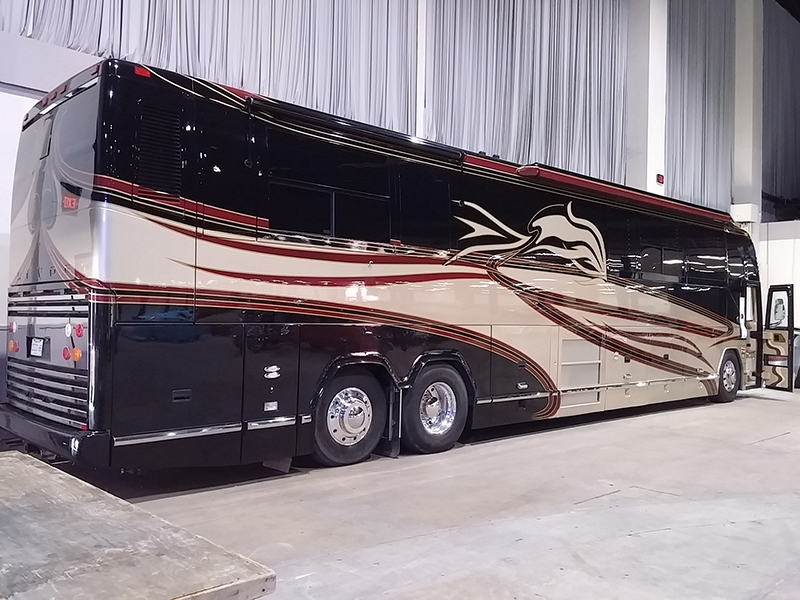 1st Image of a 1998 PREVOST FEATHERLIGHT H3-45