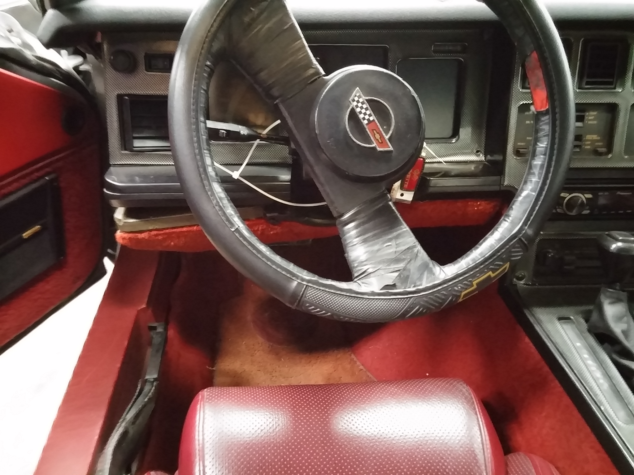 4th Image of a 1984 CHEVROLET CORVETTE