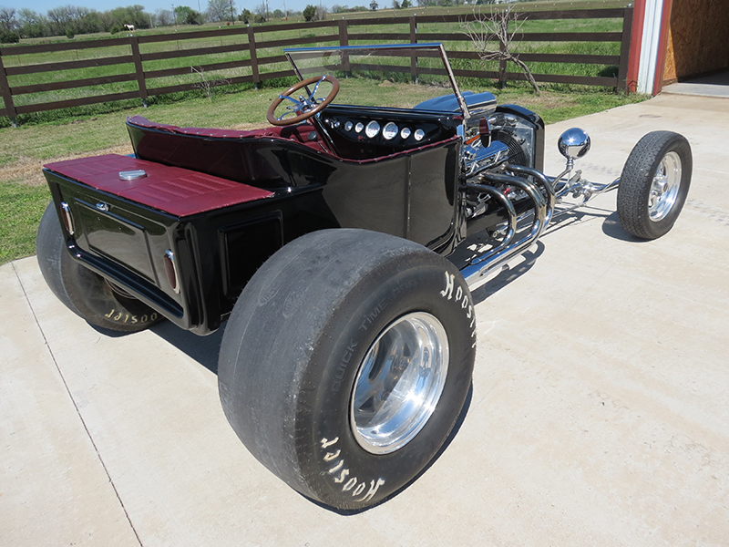 2nd Image of a 1923 FORD MODEL T REPLICA