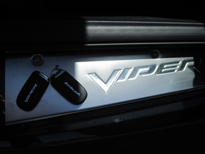 15th Image of a 2014 DODGE VIPER GTS