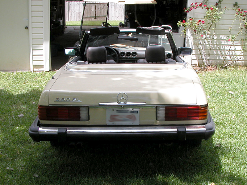 4th Image of a 1982 MERCEDES-BENZ 380 380SL