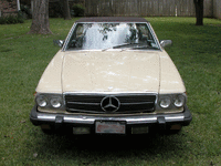 Image 4 of 8 of a 1982 MERCEDES-BENZ 380 380SL