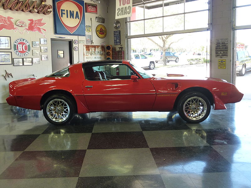 1st Image of a 1979 PONTIAC FIREBIRD