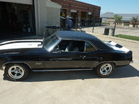 Image 4 of 9 of a 1969 CHEVROLET CAMARO