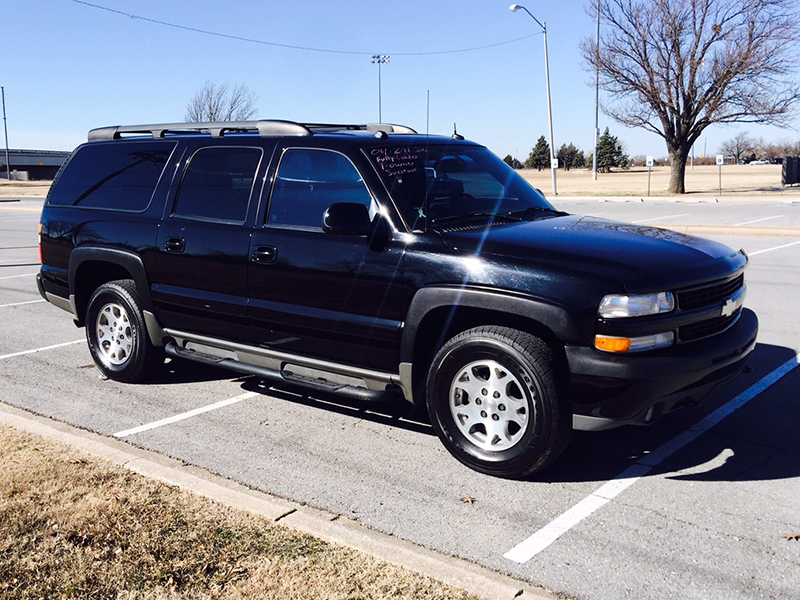 0th Image of a 2004 CHEVROLET SUBURBAN