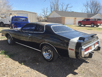 Image 7 of 8 of a 1974 DODGE CHARGER