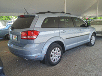 Image 2 of 7 of a 2013 DODGE JOURNEY