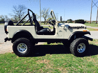 Image 7 of 15 of a 1984 JEEP CJ7 RENEGADE