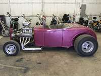 Image 3 of 18 of a 1932 FORD ROADSTER