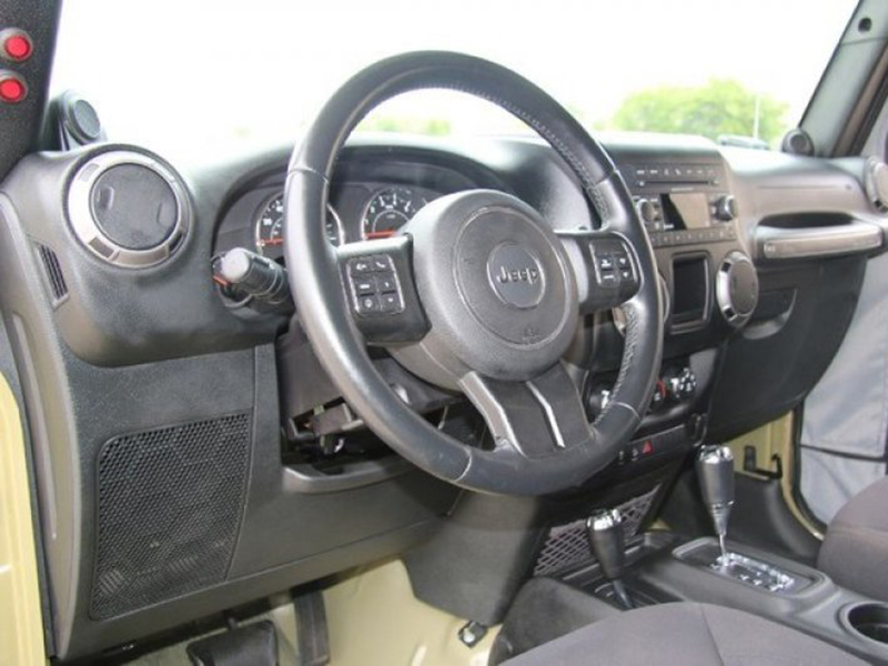 14th Image of a 2013 JEEP WRANGLER