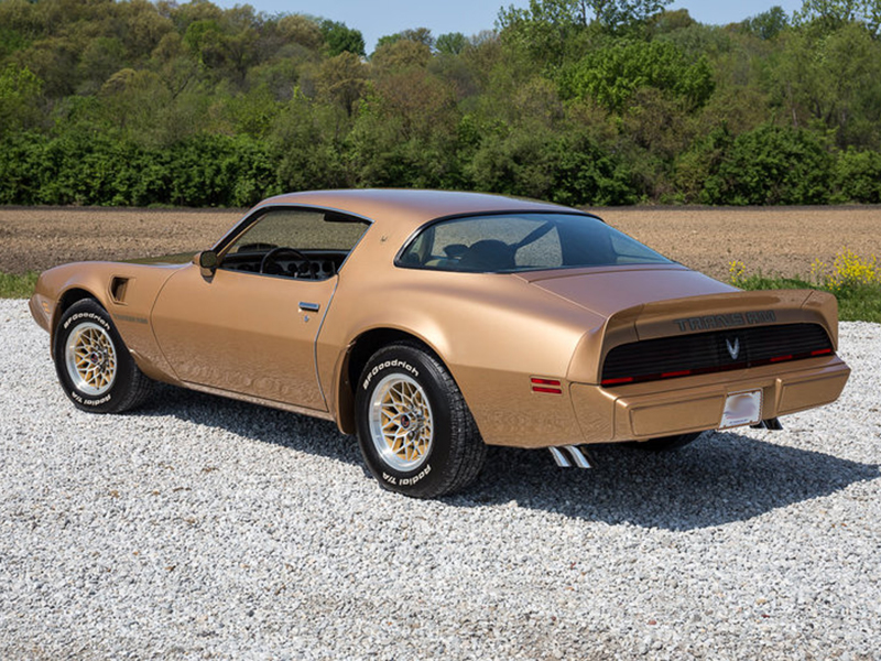 2nd Image of a 1981 PONTIAC FIREBIRD TRANS AM