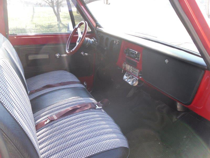 1st Image of a 1971 CHEVROLET C10