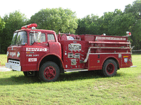 Image 1 of 5 of a 1975 FORD 750 CABOVER