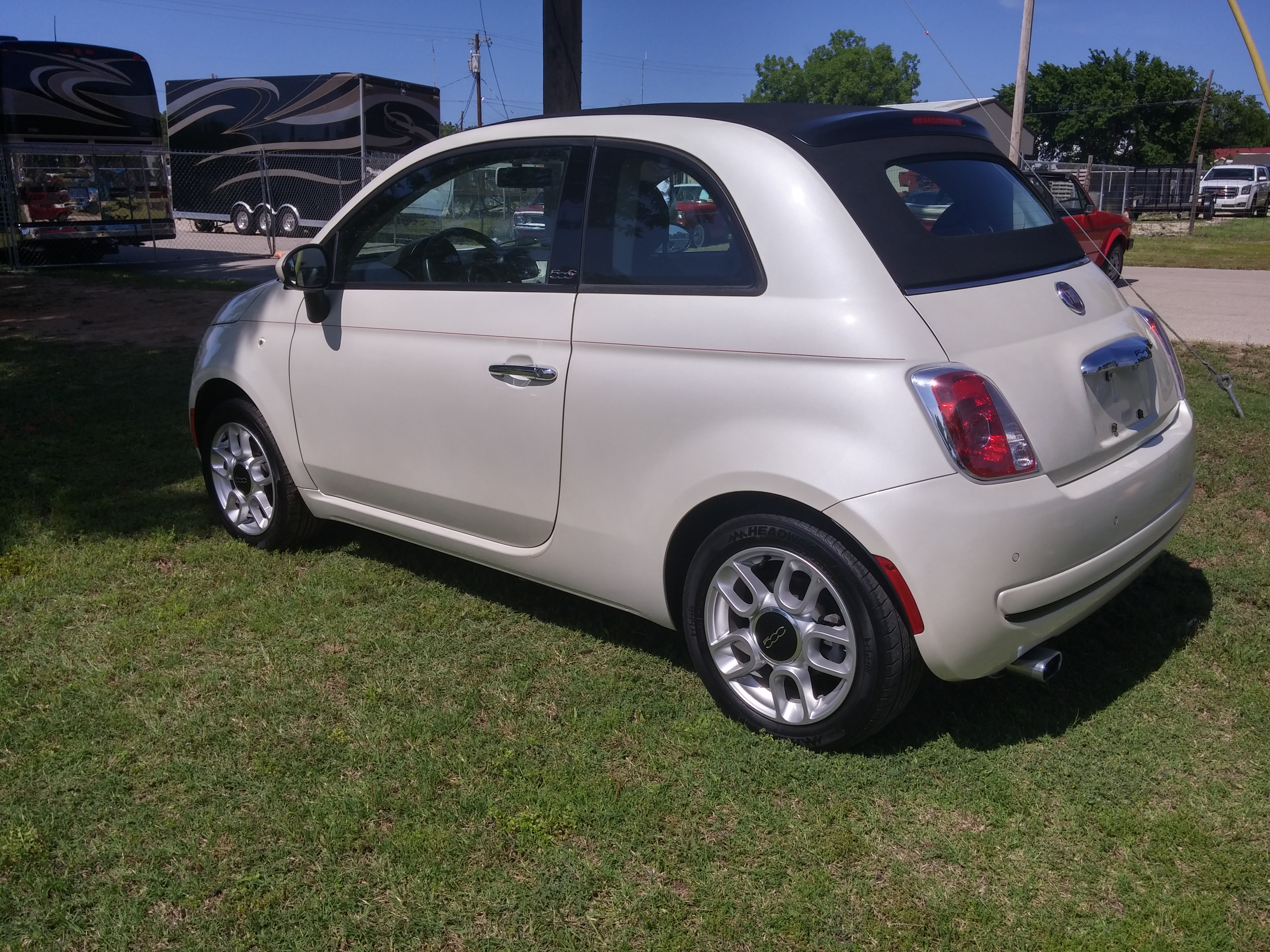 1st Image of a 2012 FIAT 500C POP