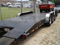 Image 4 of 9 of a 2007 GMC CAR HAULER