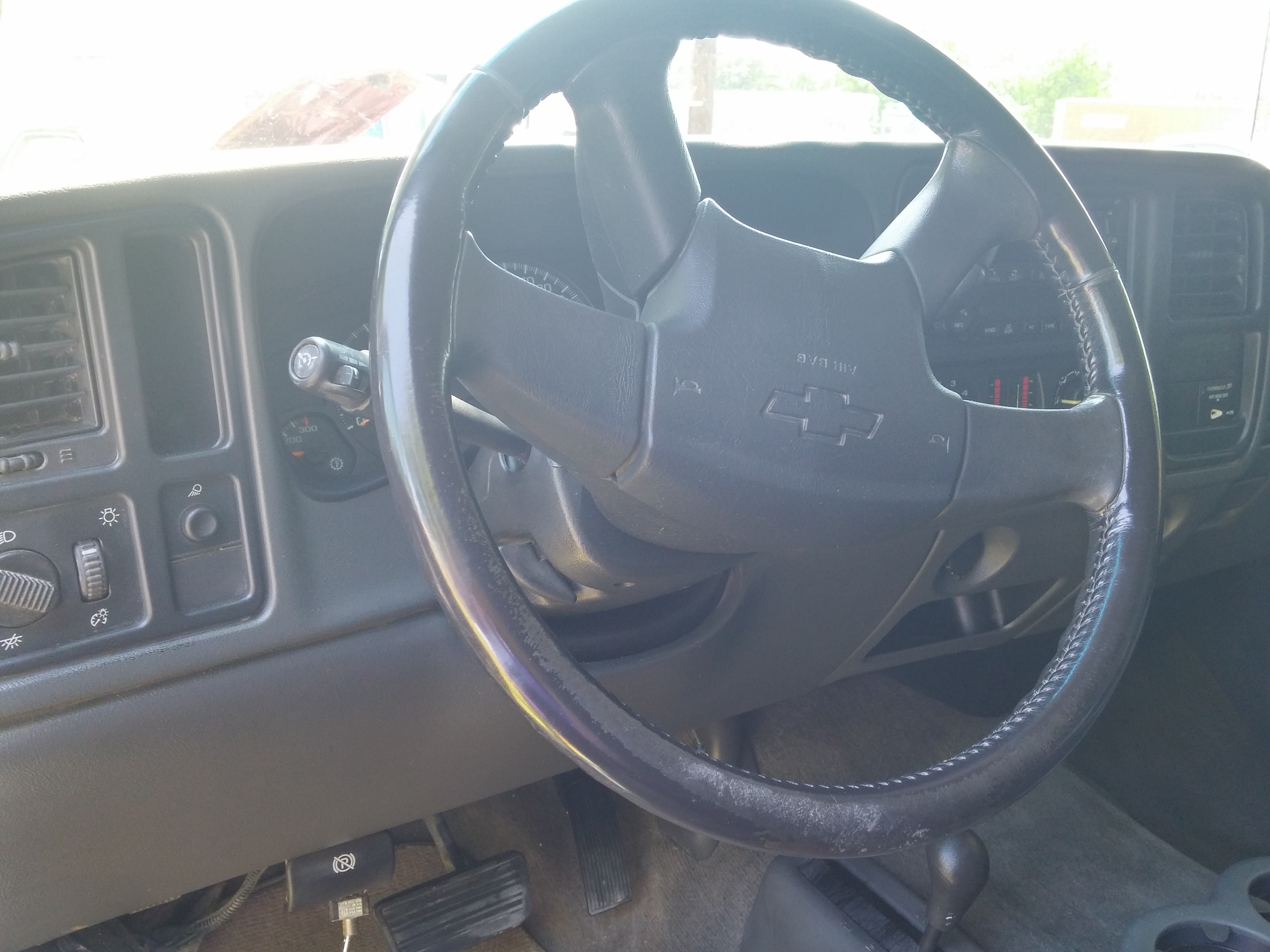 2nd Image of a 2006 CHEVROLET SILVERADO 2500HD