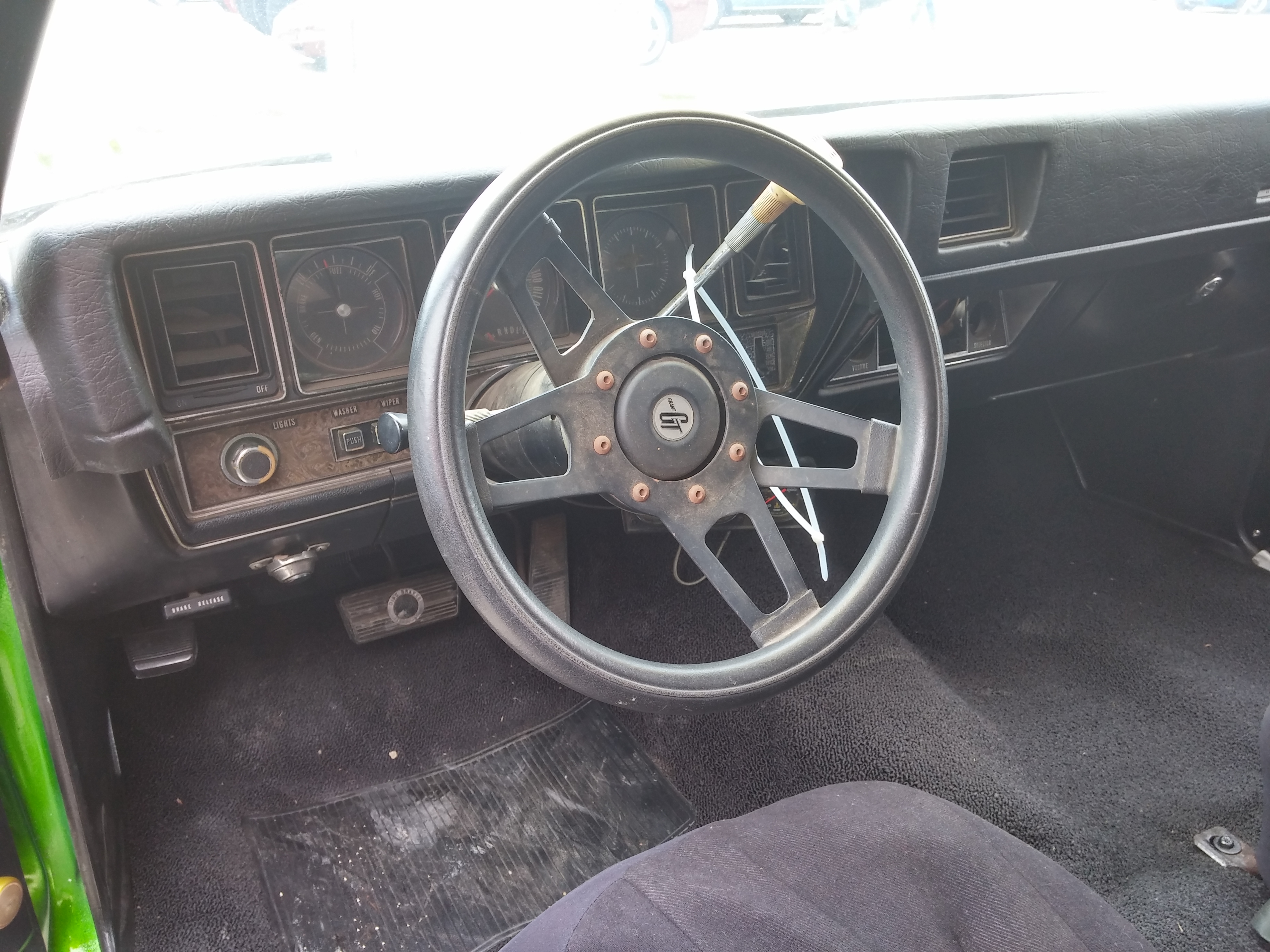 2nd Image of a 1971 BUICK GS